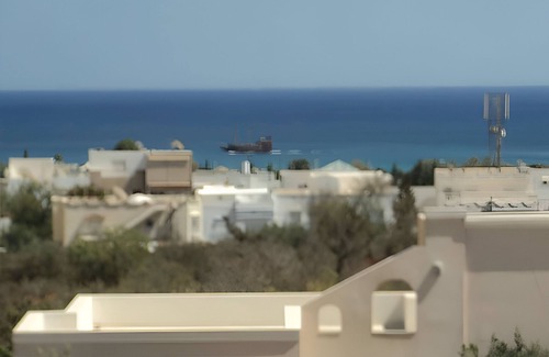 Mrezga Villa | Villa Adel