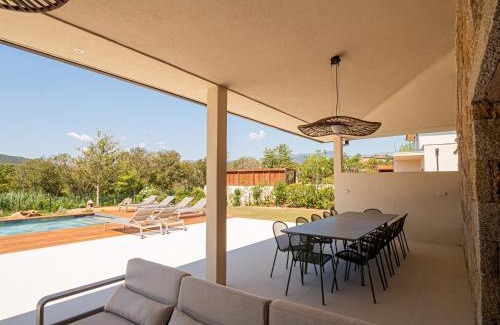 Pinarellu Villa | Villa Adeona