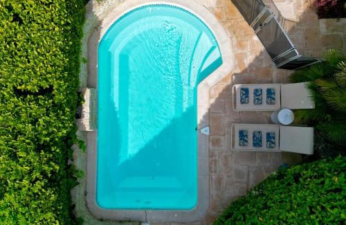 Valbonne Villa | Villa Adeona - Luxury House Valbonne - Pool - AC