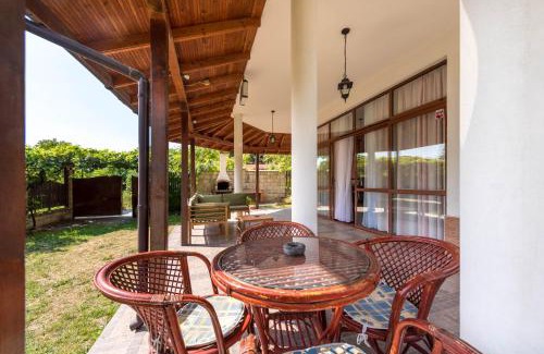 Balchik Villa | Villa ADORA