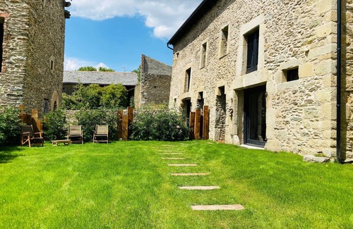 Age Villa | Villa Age with Fireplace