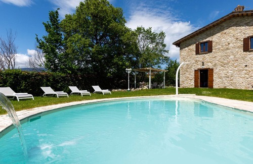 Piandimeleto Villa | Villa Agostini 10, Emma Villas