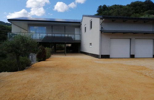 Saint-Jean-du-Pin Villa | Villa air-conditioned rooms, quiet, idyllic view, ground floor, secure pool.