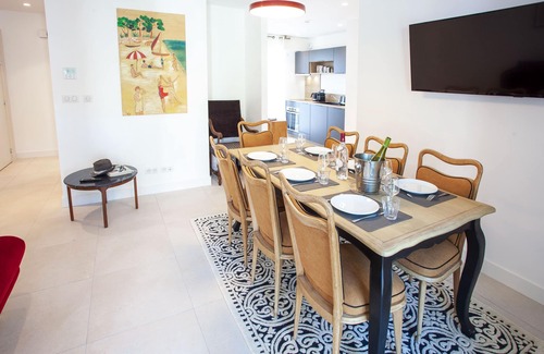 Le Canon House | Villa Aitama