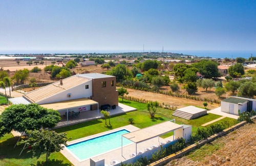 Scicli Villa | Villa Akos Large Private Pool, A/C, WiFi