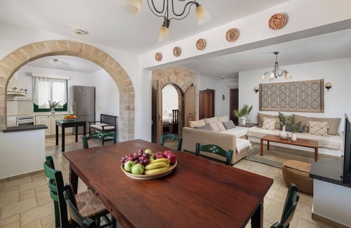 Gennadi Villa | Villa Akti - Sea Garden
