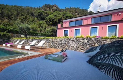 Bonassola Villa | Villa al Cio, oasis with pool and tennis court a stone throw from Cinque Terre
