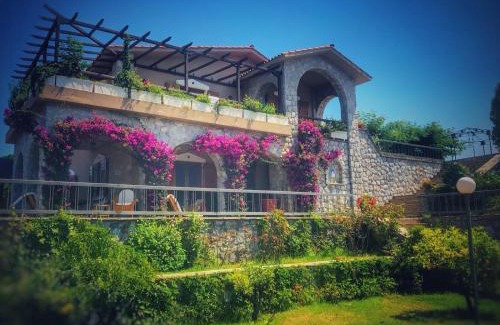 Aristotelis Villa | Villa Alba Chiara