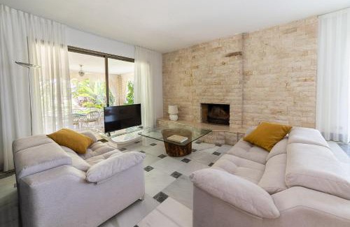El Albir Villa | Villa Aldar
