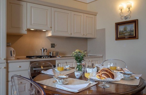 Ronta Villa | Villa Aldina: A spacious and welcoming villa in a history-rich eighteenth-century estate, with Free WI-FI.