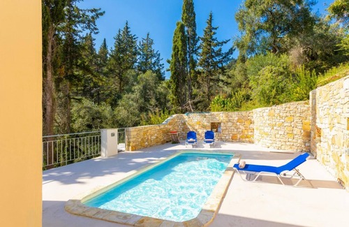 Koutsi Villa | Villa Alexandros - Two Bedroom Villa, Sleeps 4
