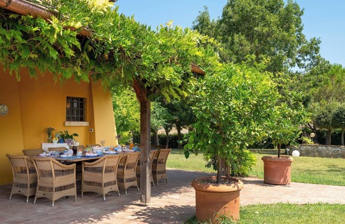 Rosignano Marittimo Villa | Villa Allodola 12, Emma Villas
