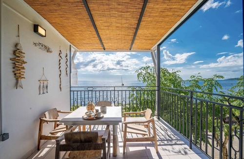 Saint-Pierre Villa | Villa Alma Da Lua - Four Bedroom Villa, Sleeps 10