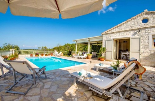 Rantatika Villa | Villa Aloni