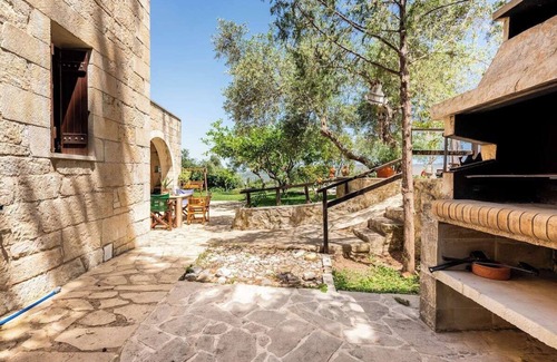 Maza Villa | Villa Aloni-traditional Stone Villa With Nice View,pool and Garden