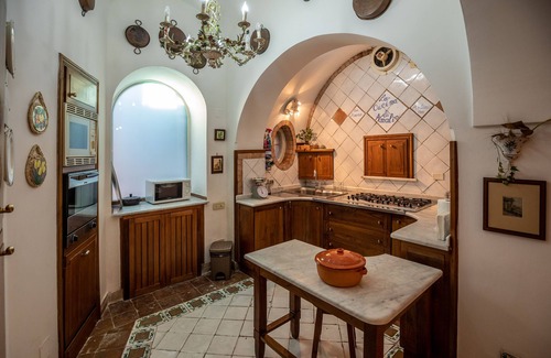 Marini House | Villa Amalia Resort