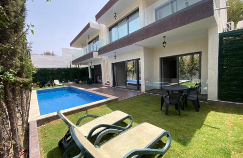 Drargua Villa | VILLA AMALOU AVEC PISCINE FAMILLE UNIQUEMENt