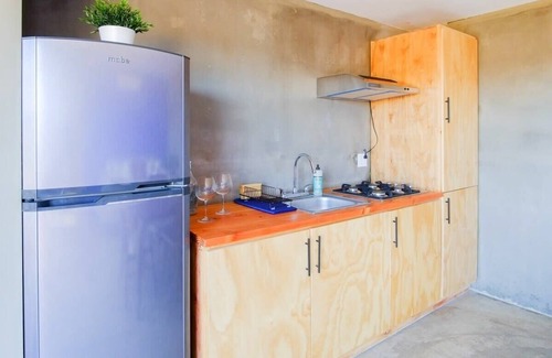 Valle de Guadalupe Villa | Villa Amarilla - Casas VV
