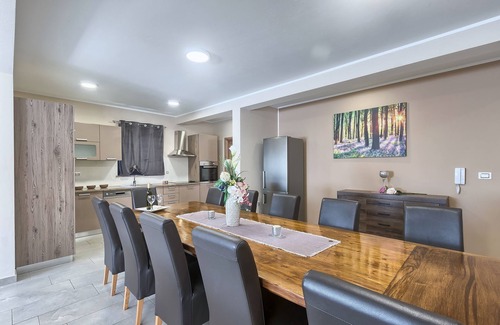 Rojnici Villa | Villa Amber