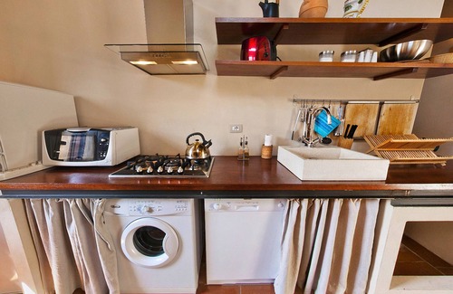 Brenna Apartment | Villa Amedeo Raffaello Apartment - Sovicille