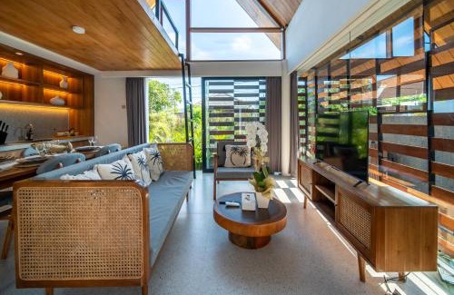 Lodtunduh Villa | Villa Amiti - Luxurious Haven Loft in Ricefields
