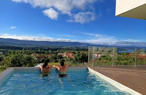 Gondarem Villa | Villa Amores Riverview - Your Scenic Getaway - uChill