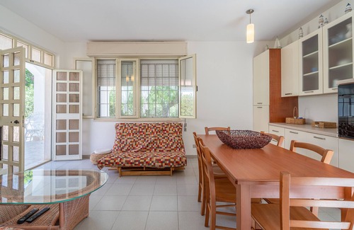 Reitani Villa | Villa "Amore" with Private Terraces & Garden
