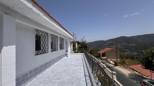 A Peroxa House | Villa Amplada