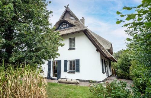 Neuhaus House | VILLA AN DER DÜNE