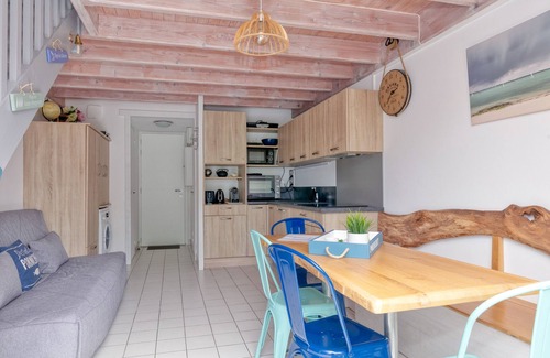 Pornichet Villa | Villa 'Anabel Au Calme Proche Plage' with Private Terrace, Private Garden and Wi-Fi