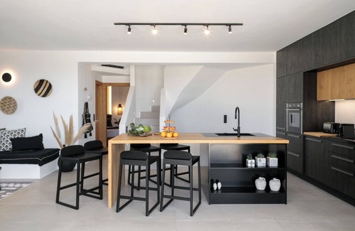 Maragas Villa | Villa Anamnisis - Five Bedroom Villa, Sleeps 12