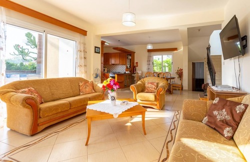 Pegeia Villa | Villa Anastasia - Three Bedroom Villa, Sleeps 6