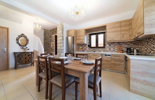Zoniana Villa | Villa Anatoli - Asfendamos Villas