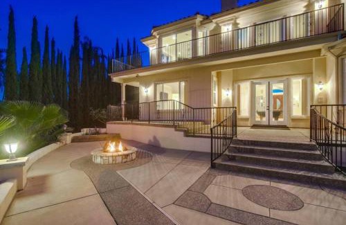 Kit Carson Villa | Villa Andalusia 6BR 5BA Luxury Jacuzzi Views and Games