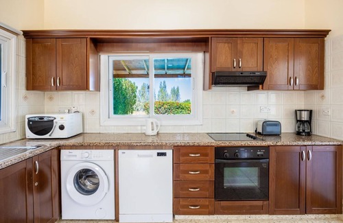 Argaka Villa | Villa Andreas - Two Bedroom Villa, Sleeps 6