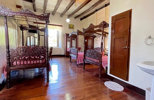 Vigan Bed & Breakfast | Villa Angela Heritage House