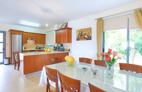 Lara Villa | Villa Angelena: Panoramic Views, Pool, away from it all