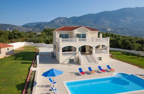 Pesada Villa | Villa Anna Rebecca