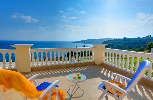 Pesada Villa | Villa Anna Rebecca