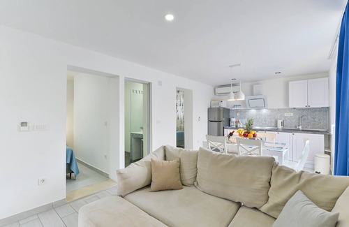 Vinjerac Villa | Villa Anna with roof terrace and pool