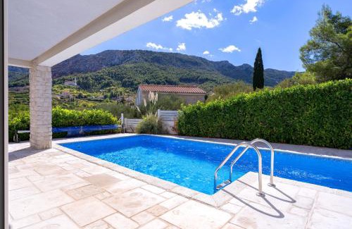 Pitve Villa | Villa Anouk