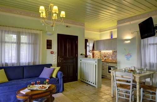 Lefokastron Villa | Villa Anthyllion in Lefokastro # apartment Anemone
