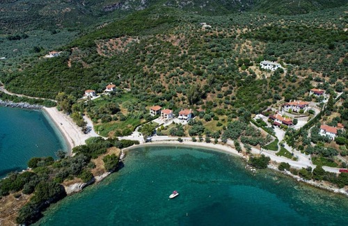 Lefokastron Villa | Villa Anthyllion in Lefokastro # apartment Pansedes