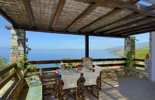 Lefokastron Villa | Villa Anthyllion in Lefokastro # apartment Margarites