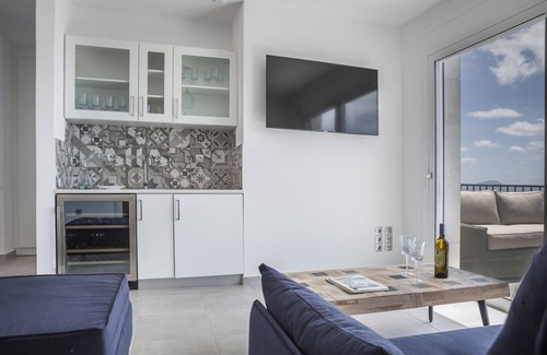 Antipata Villa | Villa Apollonia - Five Bedroom Villa, Sleeps 10