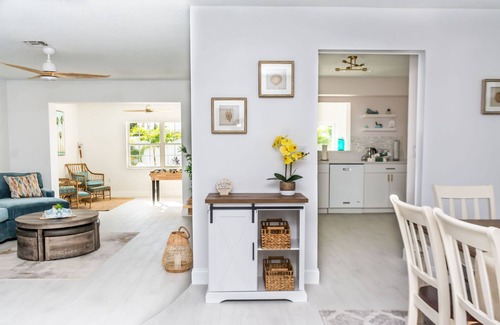Golden Beach Estates House | Villa Aqua Azzurra. Pool Heater. Kids Welcome