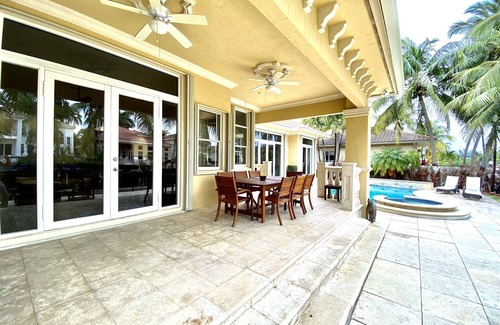 South Lake Villa | VILLA AQUA