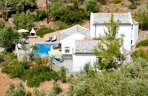 Alonissos Villa | Villa Aquilo, Megali Ammos, Alonnisos sleeps 6