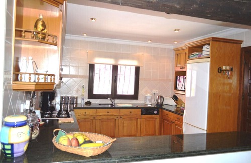 Alcalali Villa | Villa Arbolada - Beach, bike, hike. Enjoy the calm between the pines.