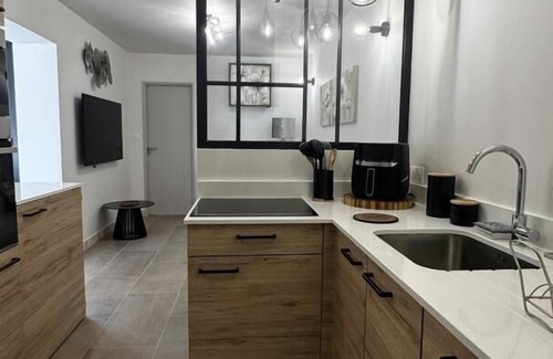 La Crau House | Villa ARBOR VITAE private pool 13km from the sea